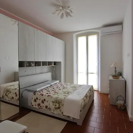 La Casa Di Cucky Apartament *